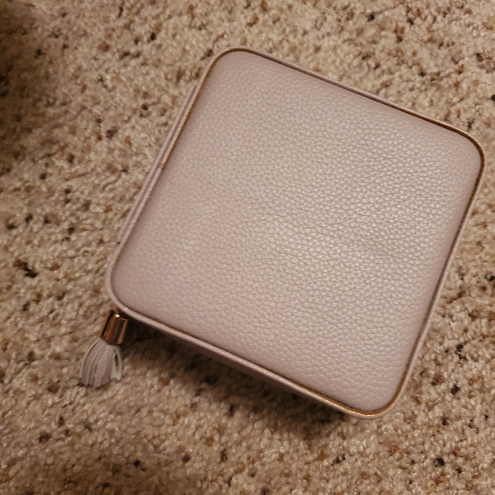 Travel size jewelry box - Picture 2 of 8